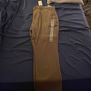 Green/brown Old Navy pants. Good for dress and business business/casual. 38X30
